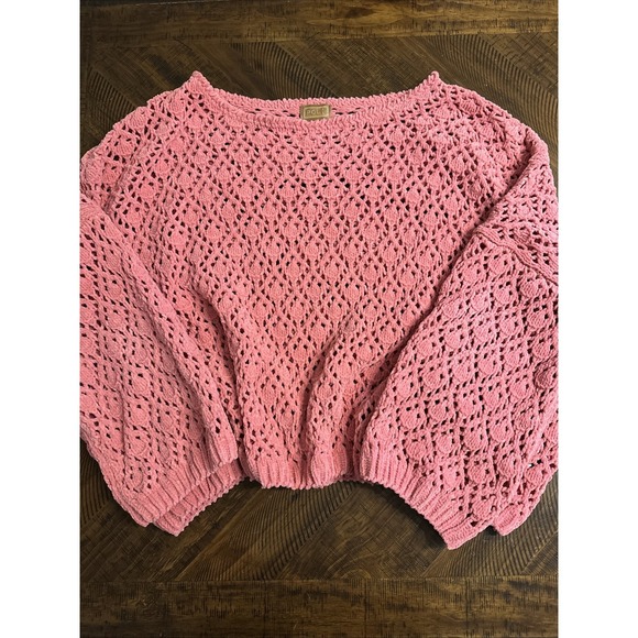 POL Sweaters - POL Sweater Women's Large 3/4 Wide Sleeves Cropped Oversized Boho Artsy Pink